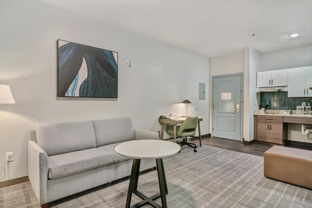 Staybridge Suites Tyler University Area By Ihg Luaran gambar