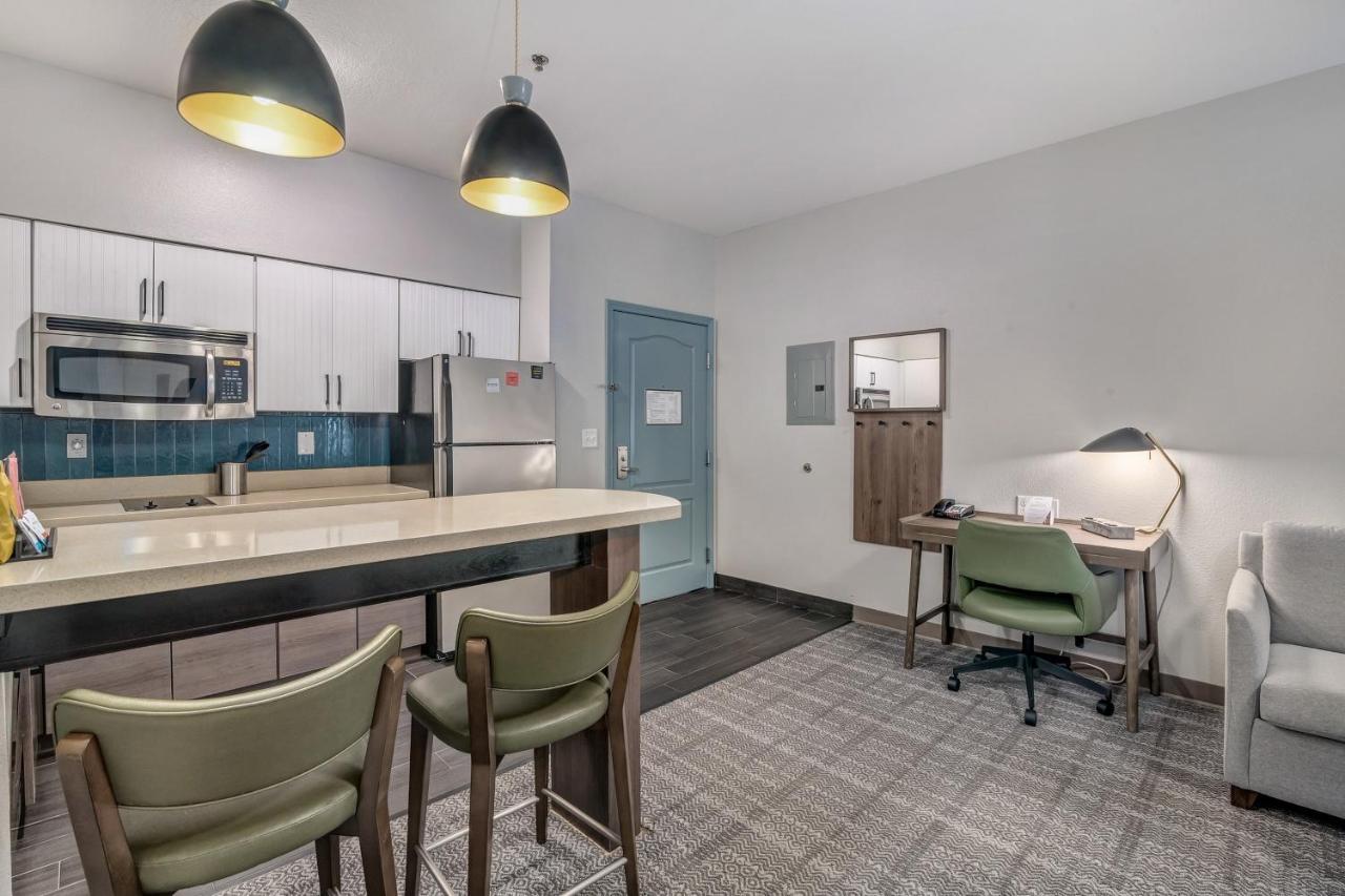 Staybridge Suites Tyler University Area By Ihg Luaran gambar